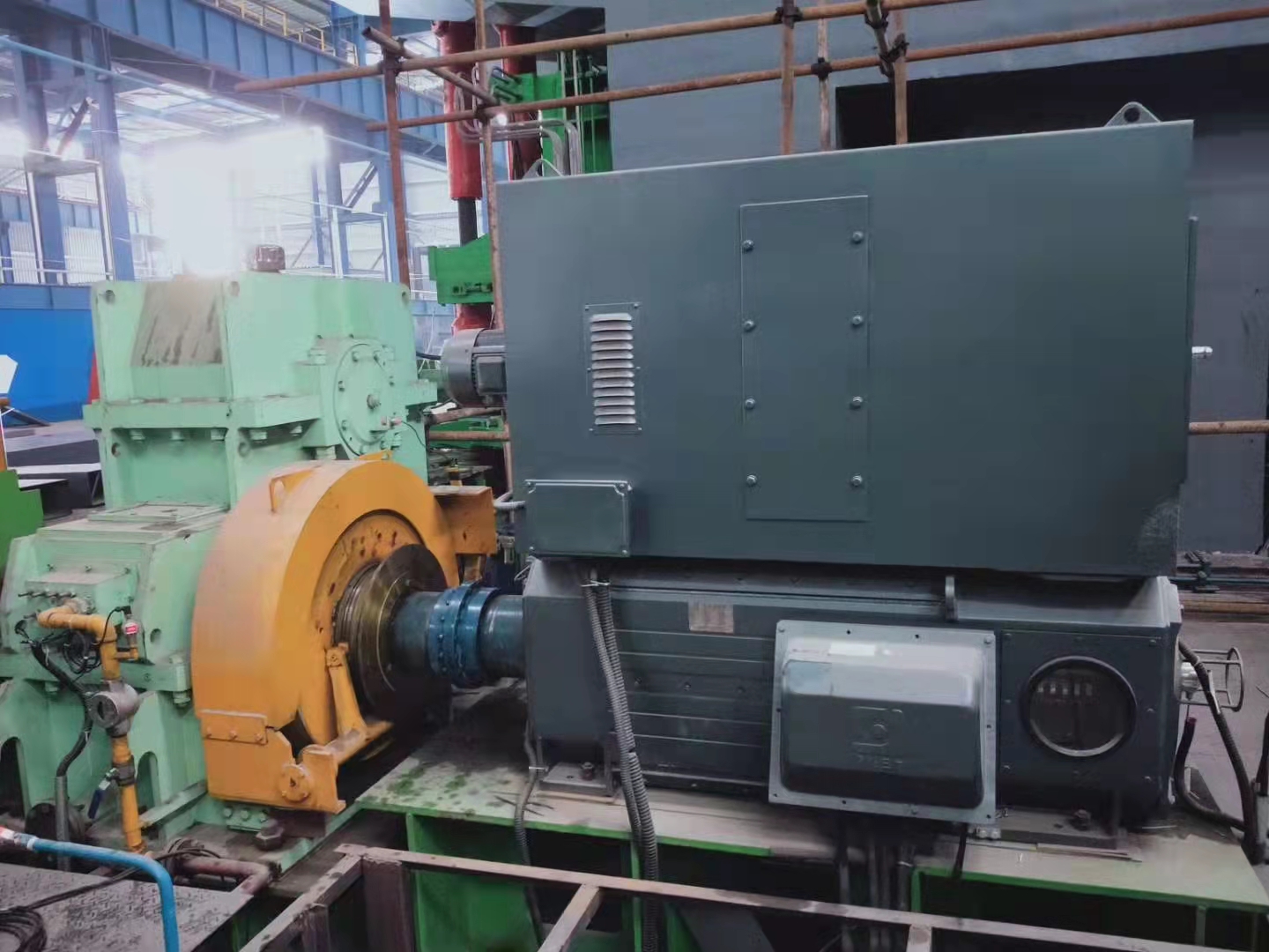 Двигатель постоянного тока серии ZSN4 для цемента 放产品详情里